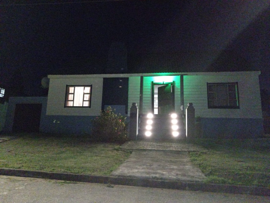 2 Bedroom Property for Sale in Scheepershoogte Eastern Cape